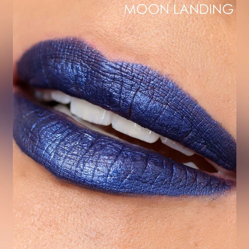 💄New! MAC Retro Matte Liquid Moon Landing Lip Colour